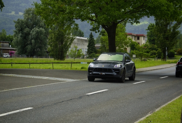 Porsche 95B Macan GTS MkII