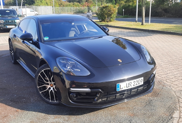 Porsche 971 Panamera Turbo S Executive MkII