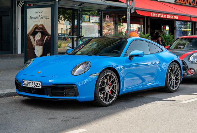 Porsche 992 Carrera 4S