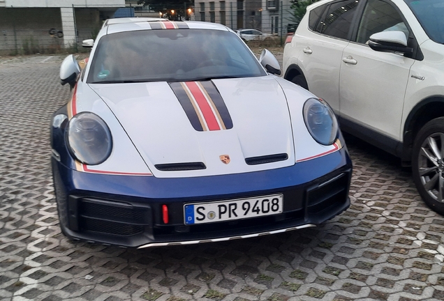 Porsche 992 Dakar