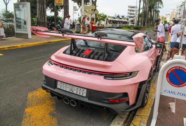 Porsche 992 GT3 RS Weissach Package