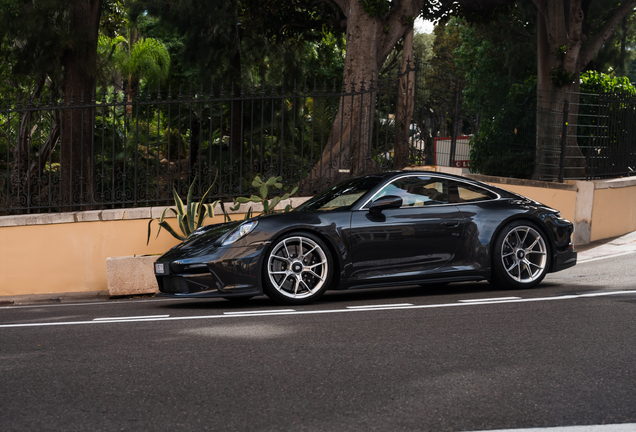 Porsche 992 GT3 Touring