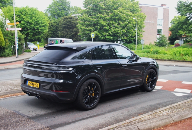 Porsche Cayenne Coupé Turbo E-Hybrid