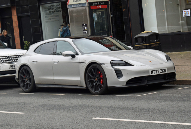 Porsche Taycan GTS Sport Turismo