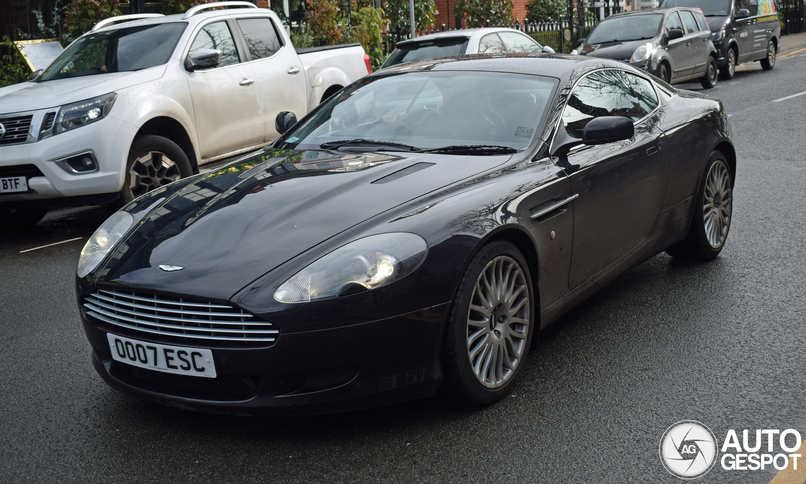 Aston Martin DB9