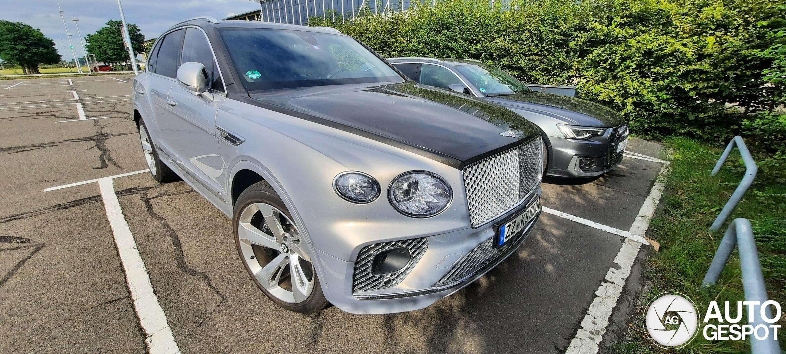 Bentley Bentayga V8 2021 First Edition