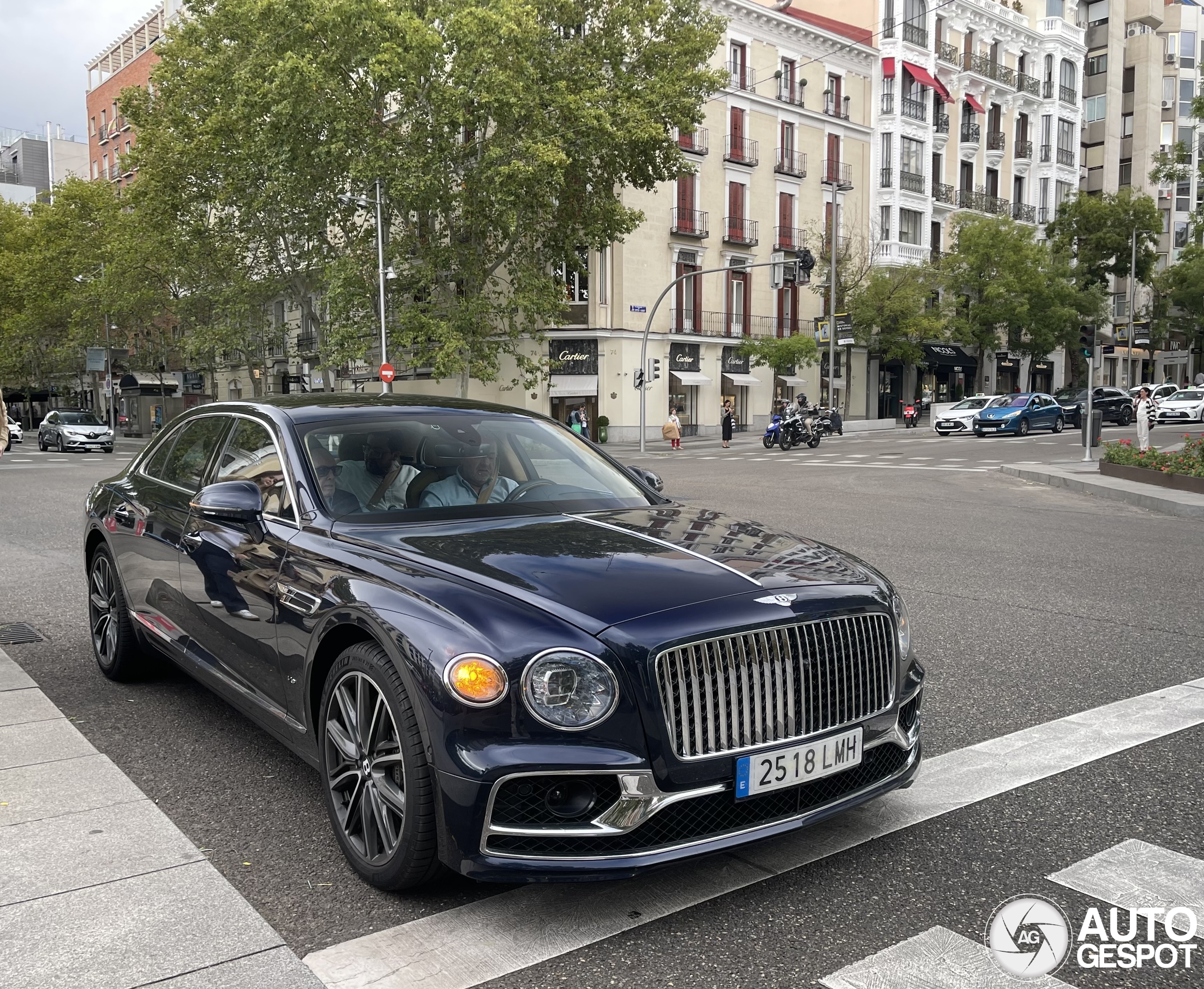 Bentley Flying Spur V8 2021