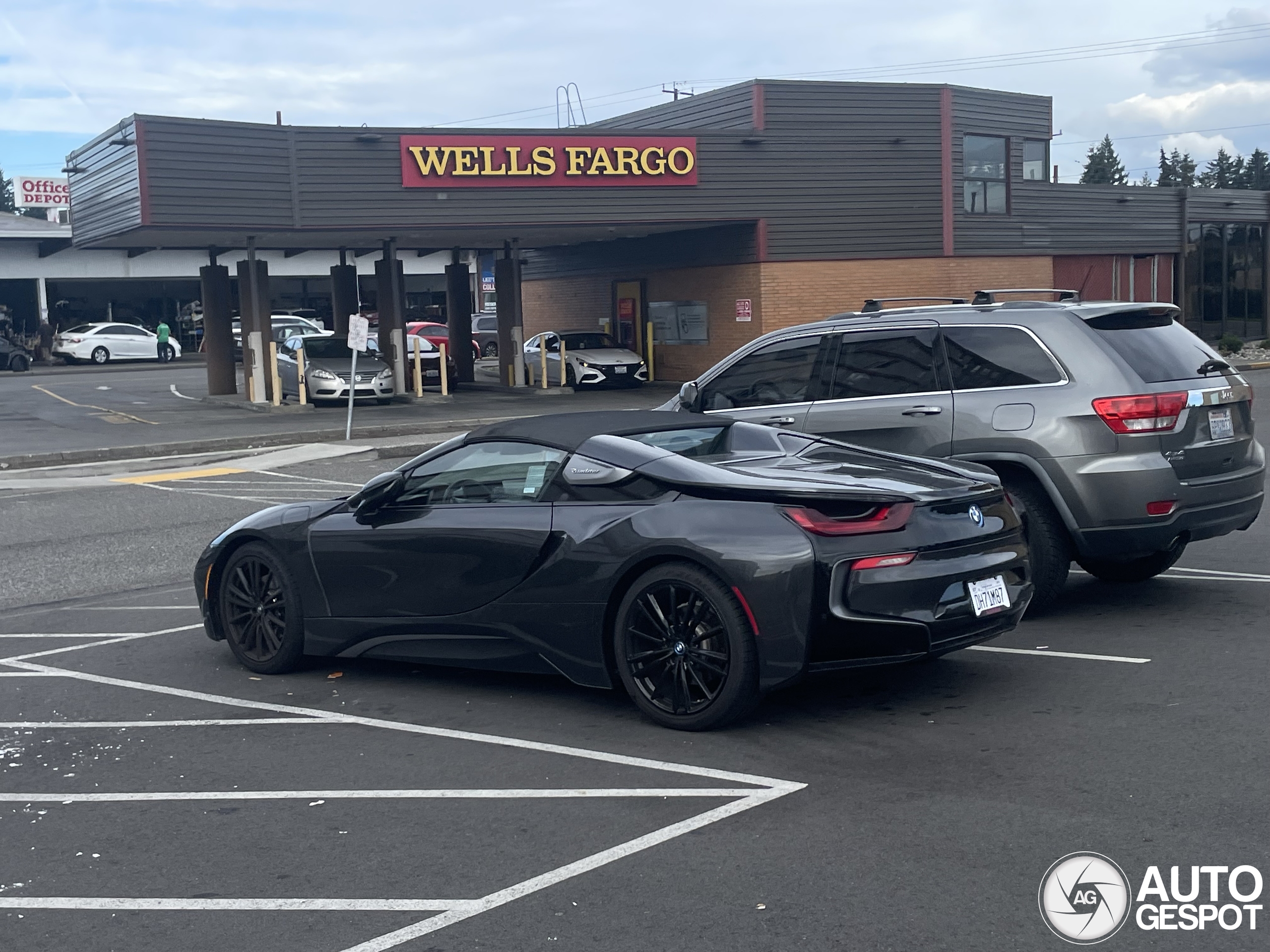 BMW i8 Roadster