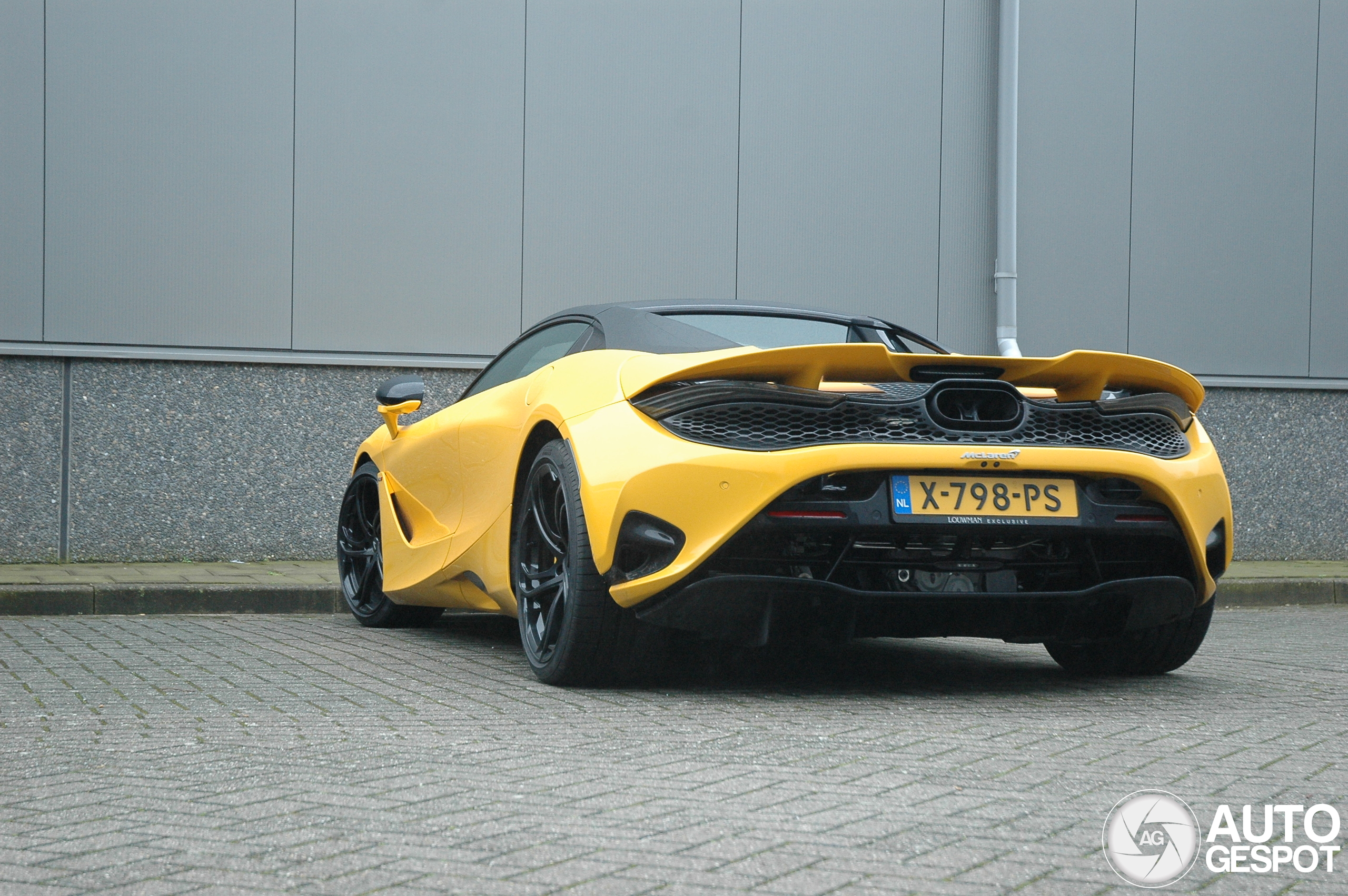 McLaren 750S Spider