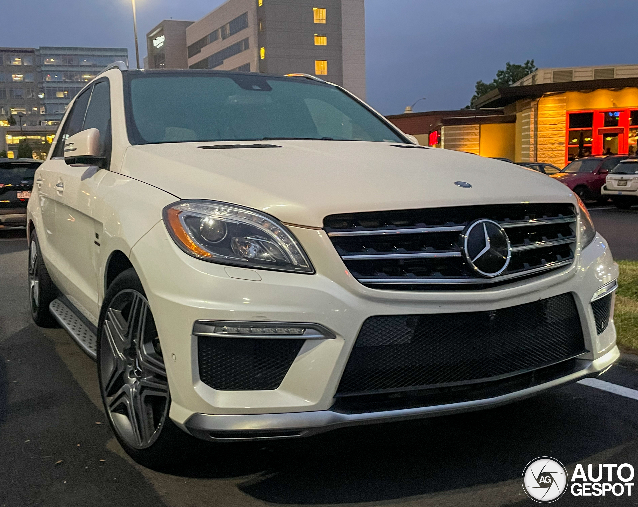 Mercedes-Benz ML 63 AMG W166