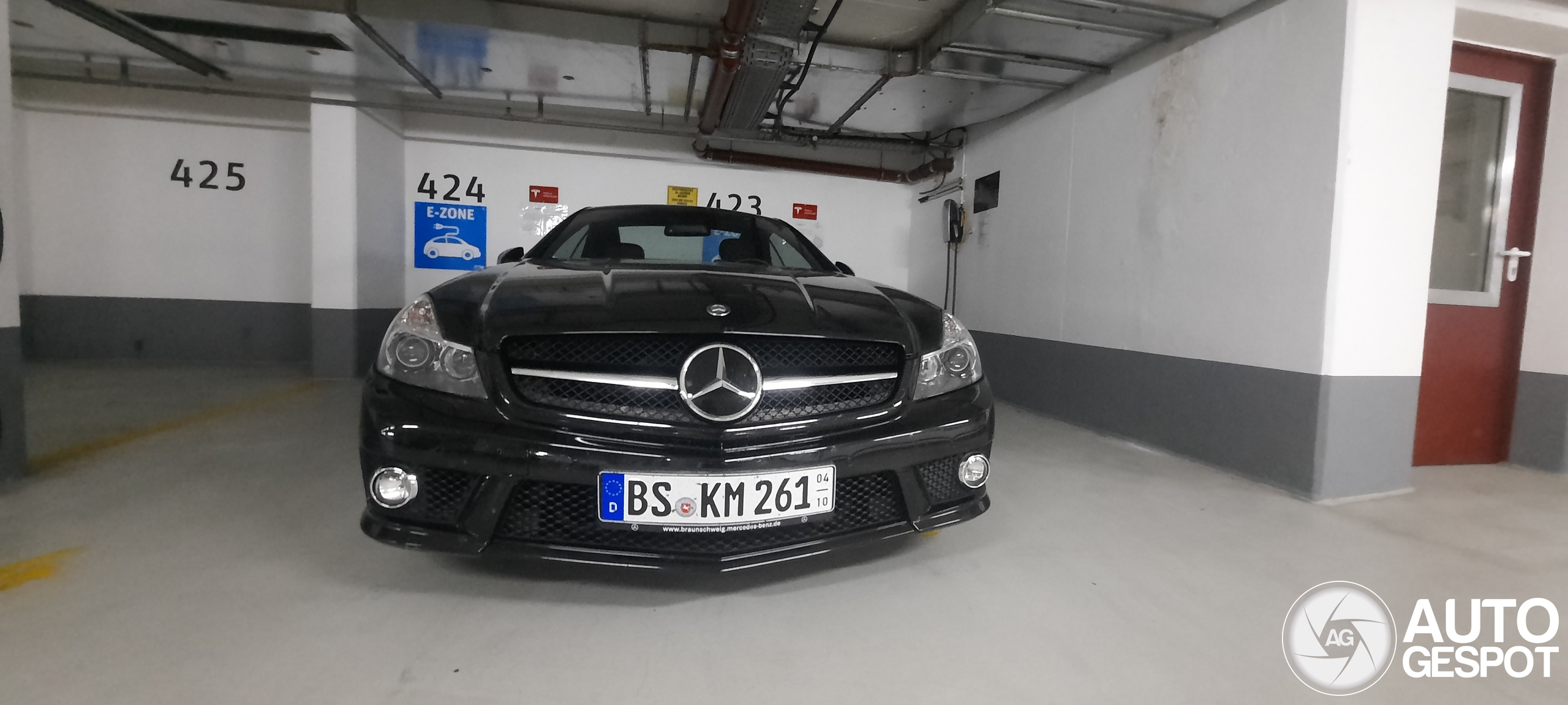 Mercedes-Benz SL 63 AMG