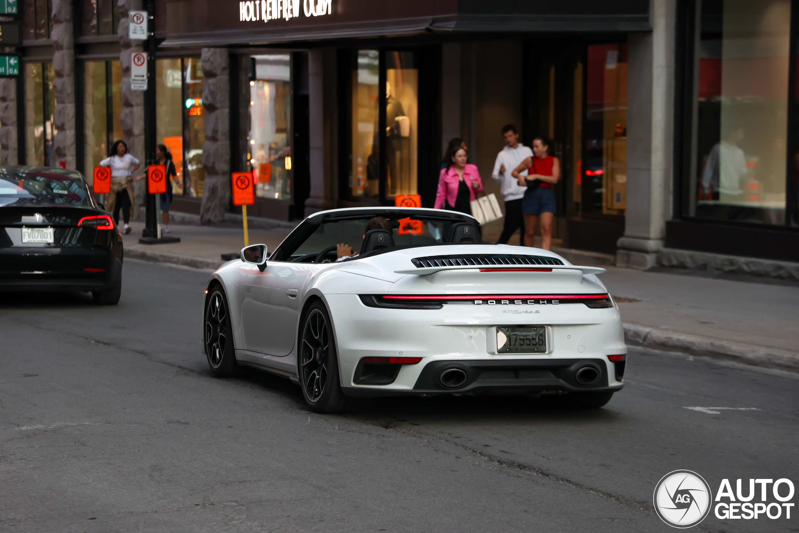 Porsche 992 Turbo S Cabriolet