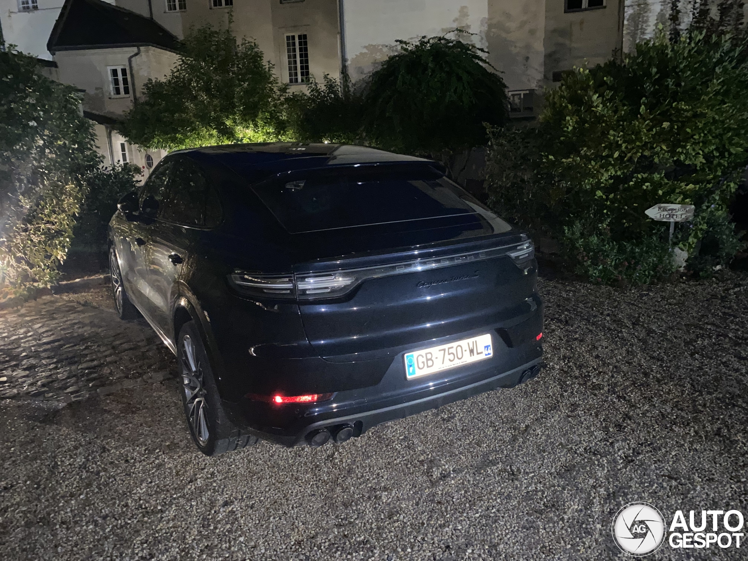 Porsche Cayenne Coupé Turbo S E-Hybrid