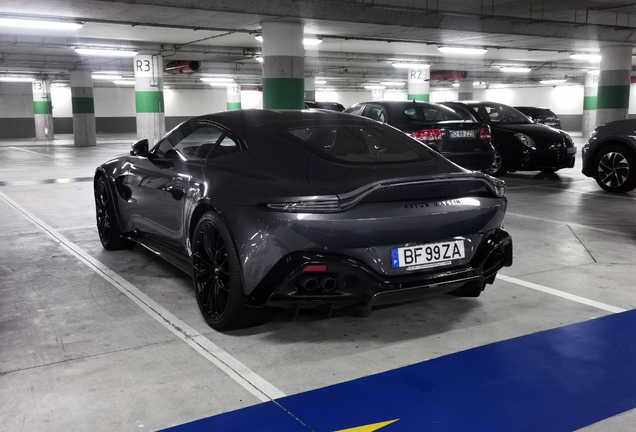 Aston Martin V8 Vantage 2018