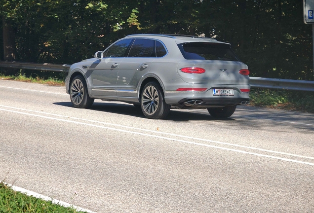 Bentley Bentayga Azure