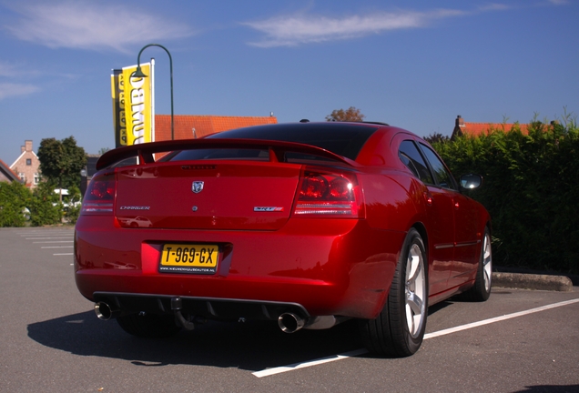 Dodge Charger SRT-8