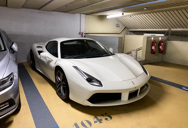 Ferrari 488 Spider