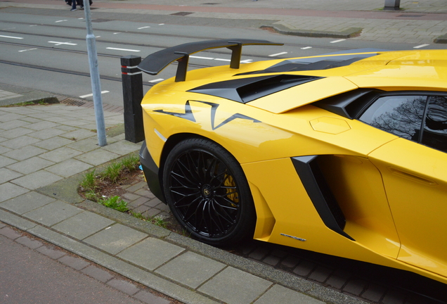 Lamborghini Aventador LP750-4 SuperVeloce