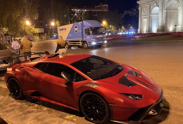 Lamborghini Huracán LP640-2 STO