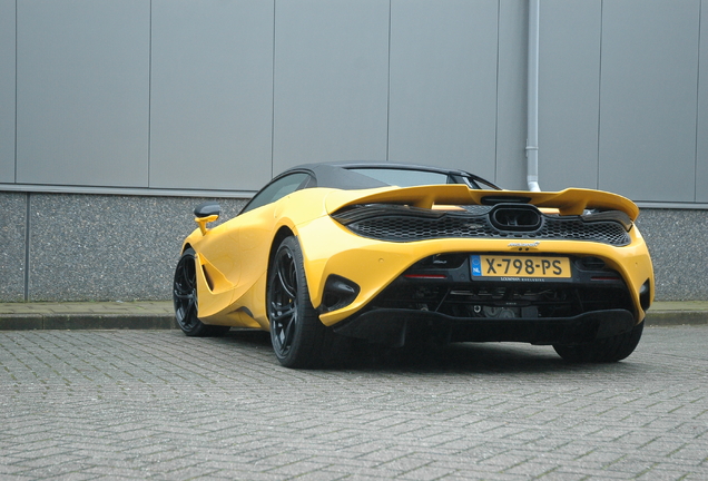 McLaren 750S Spider