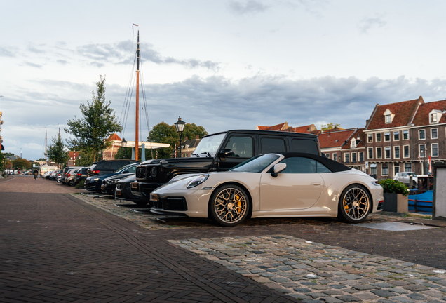 Porsche 992 Carrera 4S Cabriolet