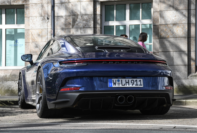 Porsche 992 GT3 Touring