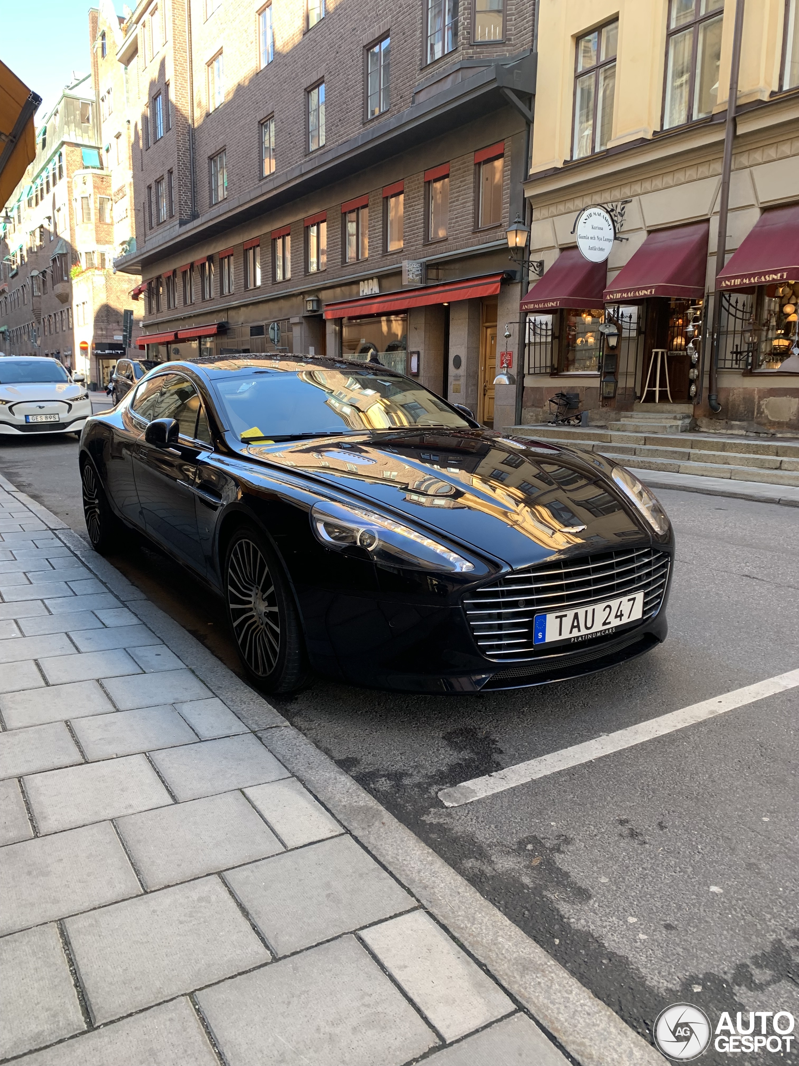 Aston Martin Rapide S