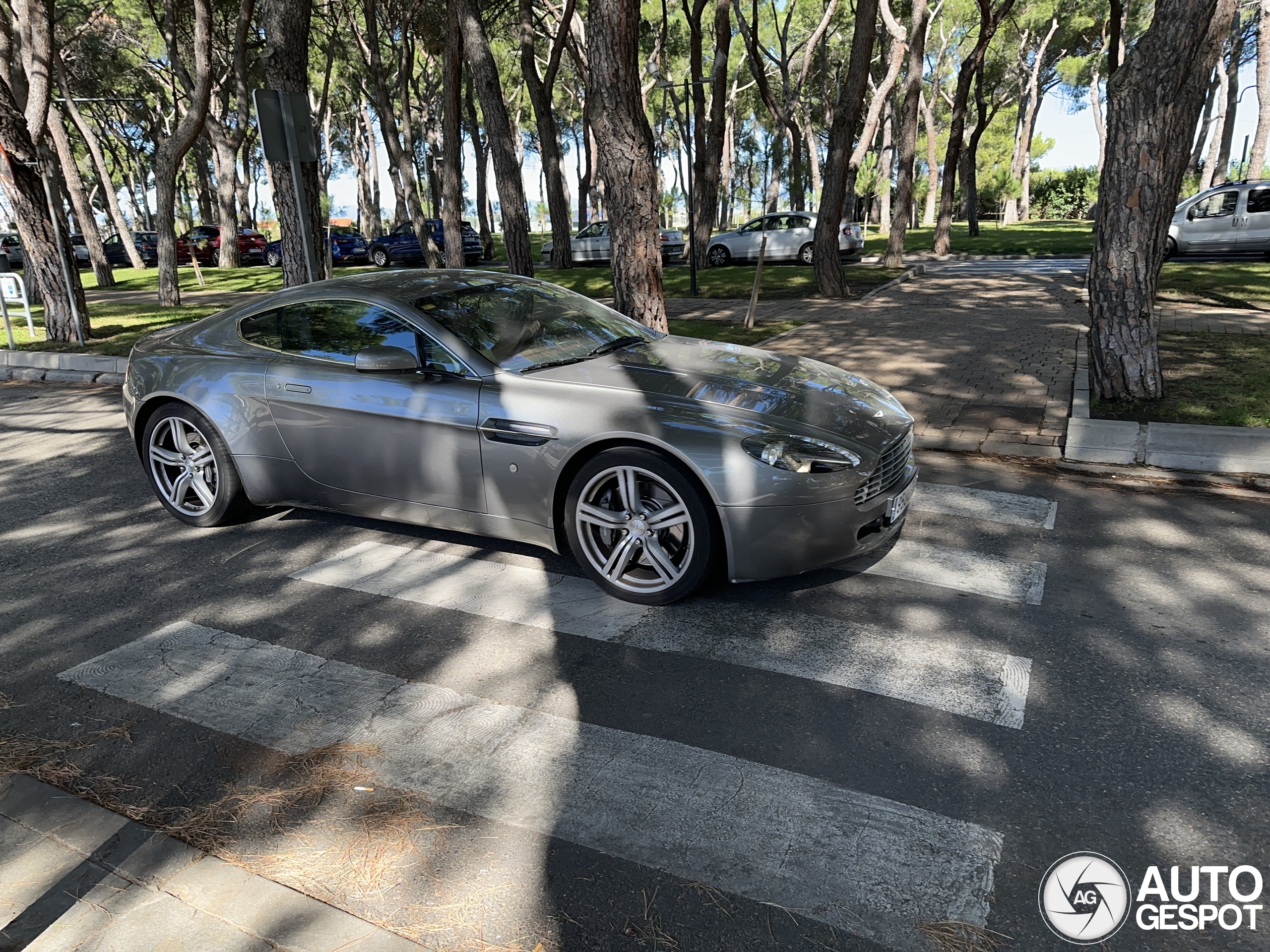 Aston Martin V8 Vantage