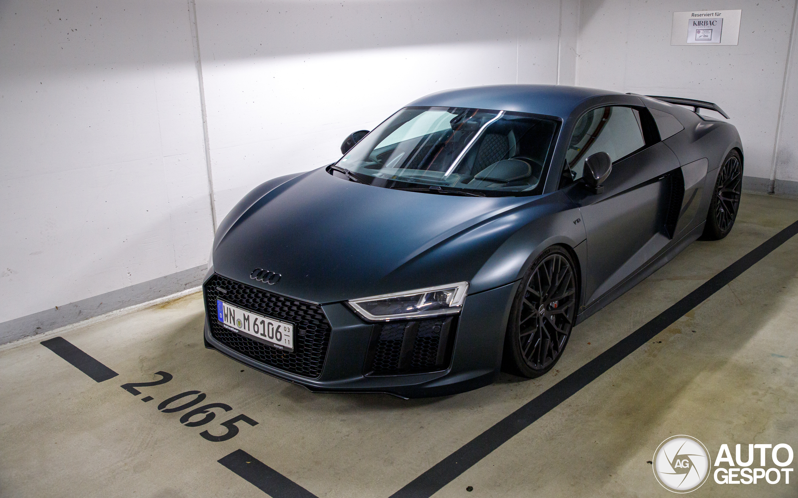 Audi R8 V10 Plus 2015