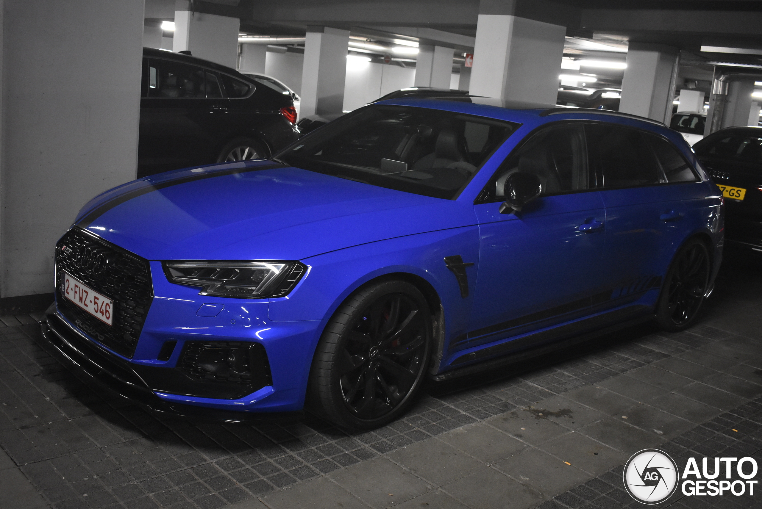 Audi RS4 Avant B9