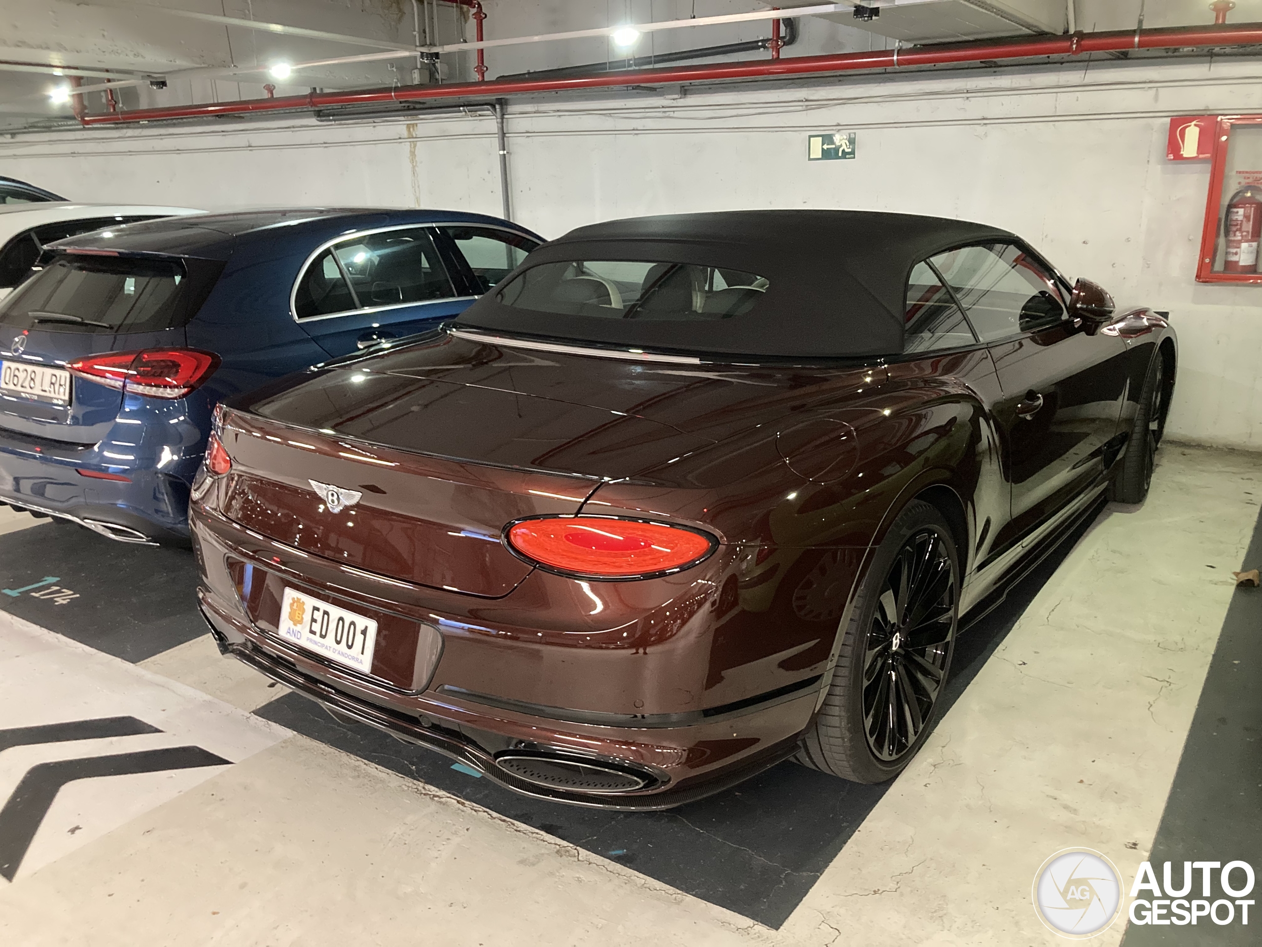 Bentley Continental GTC Speed 2023 Edition 12