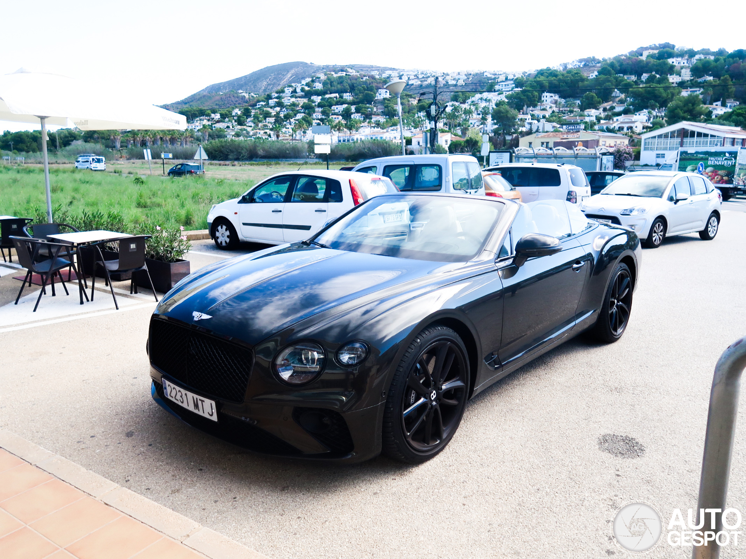 Bentley Continental GTC V8 2020