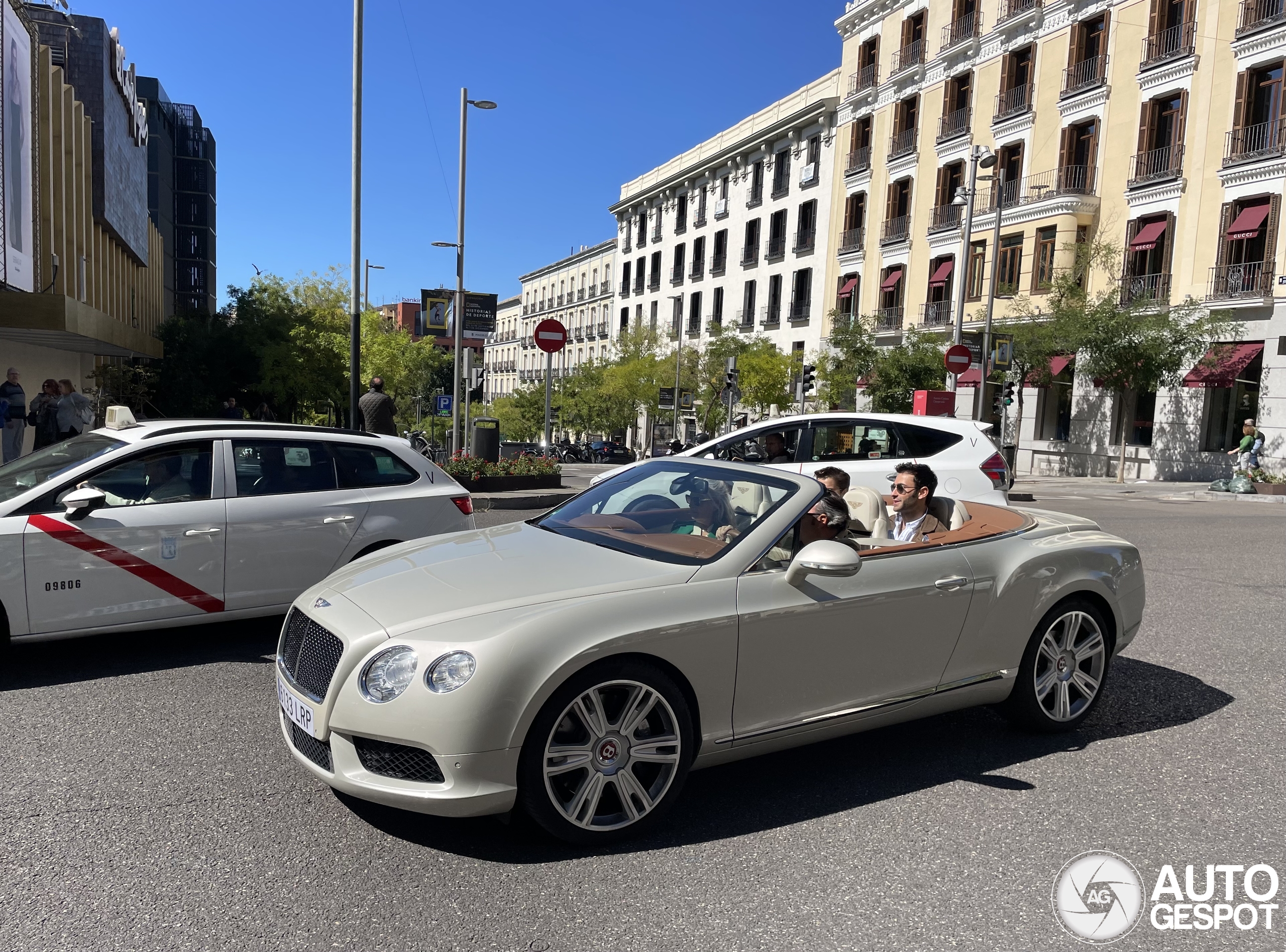 Bentley Continental GTC V8