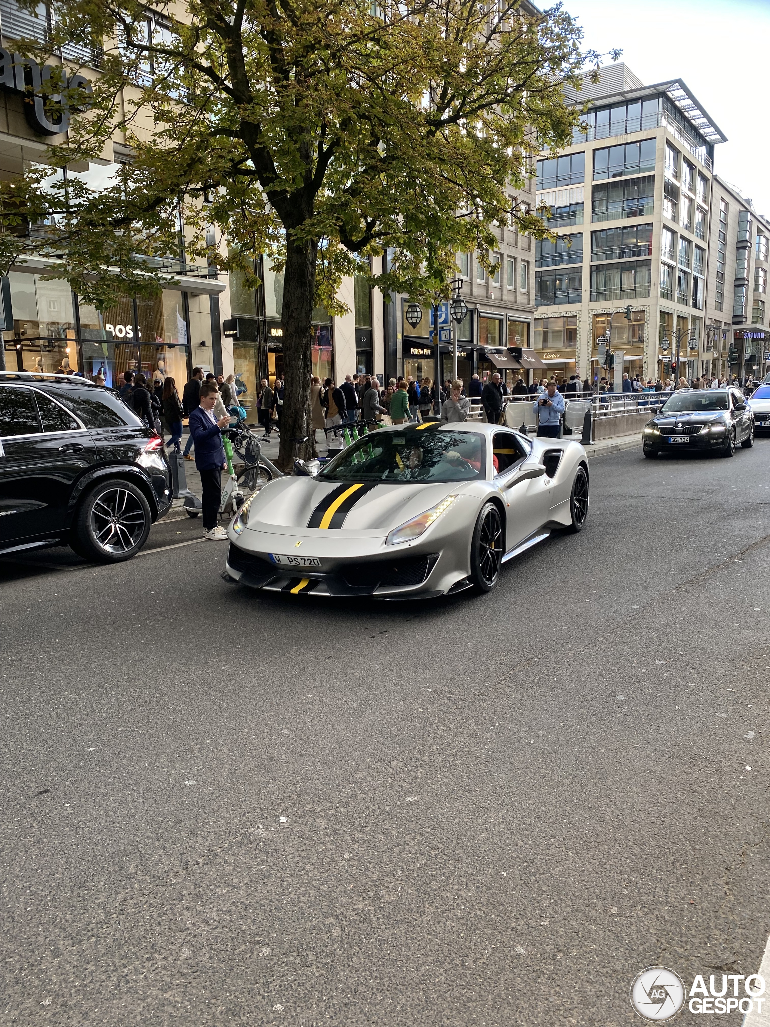 Ferrari 488 Pista