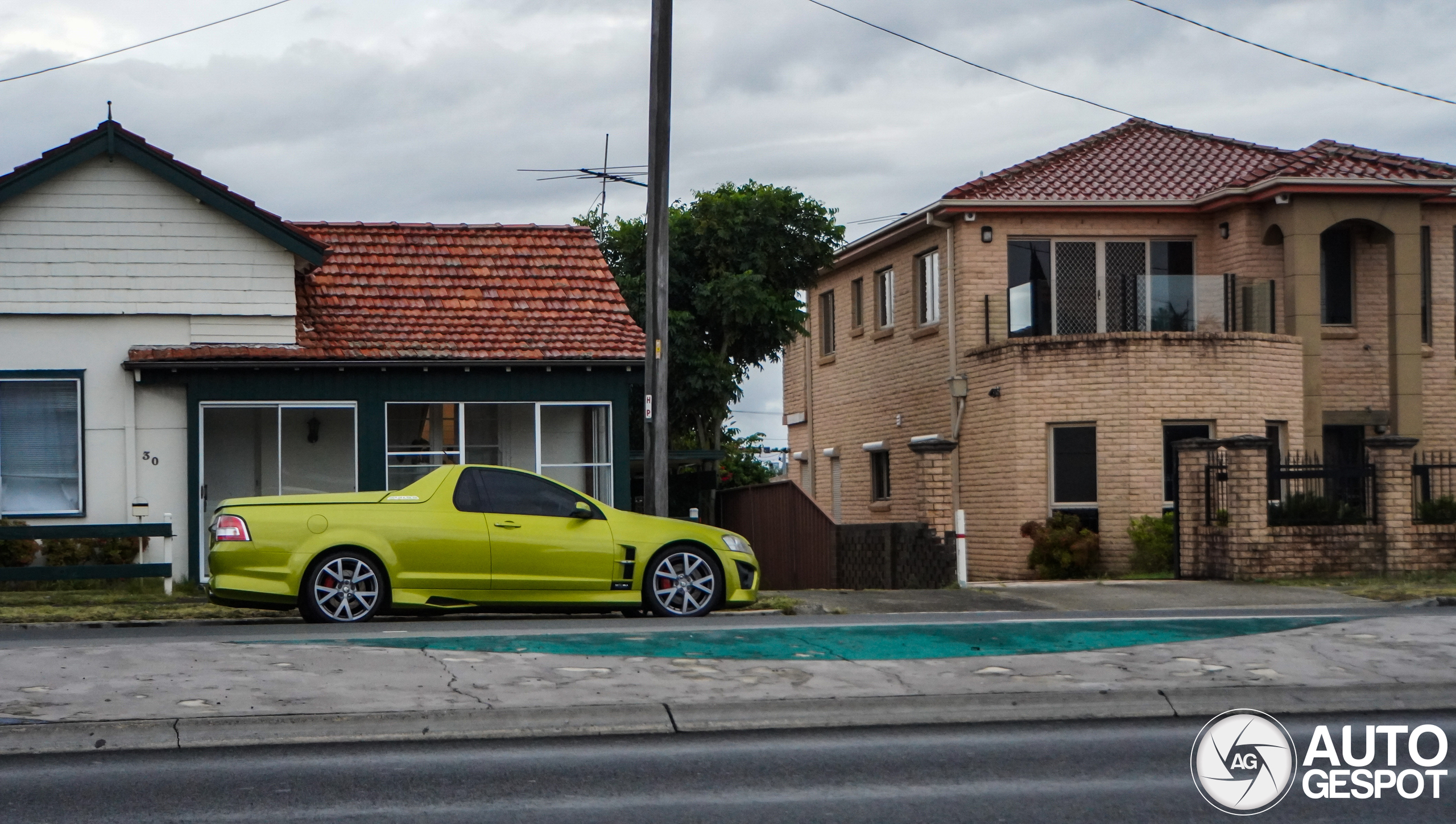 Holden HSV E Series Maloo R8