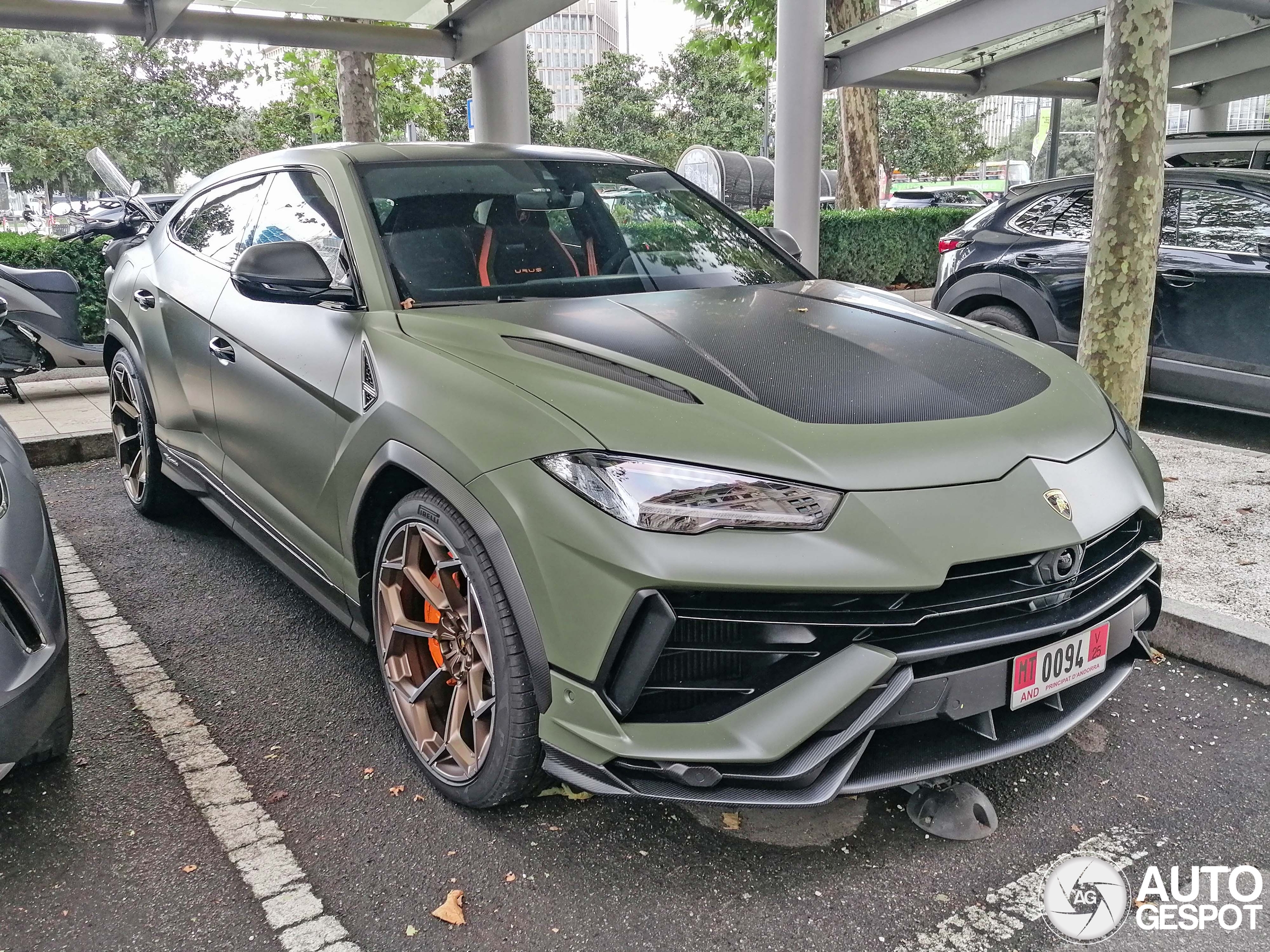 Lamborghini Urus Performante