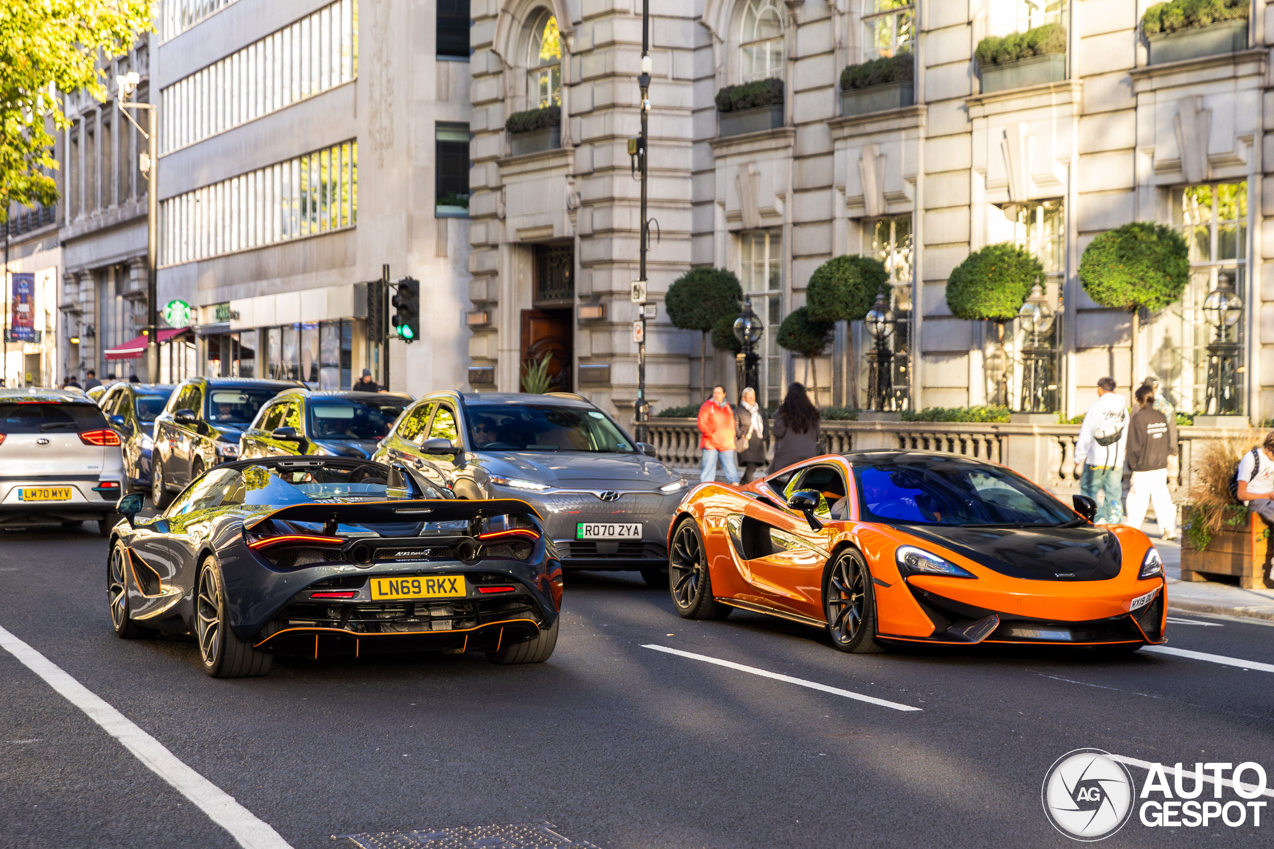 McLaren 570S