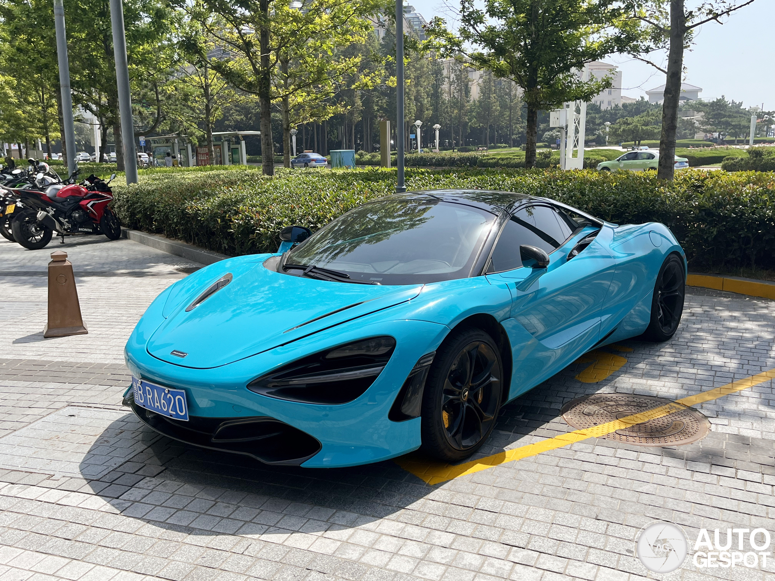 McLaren 720S Spider