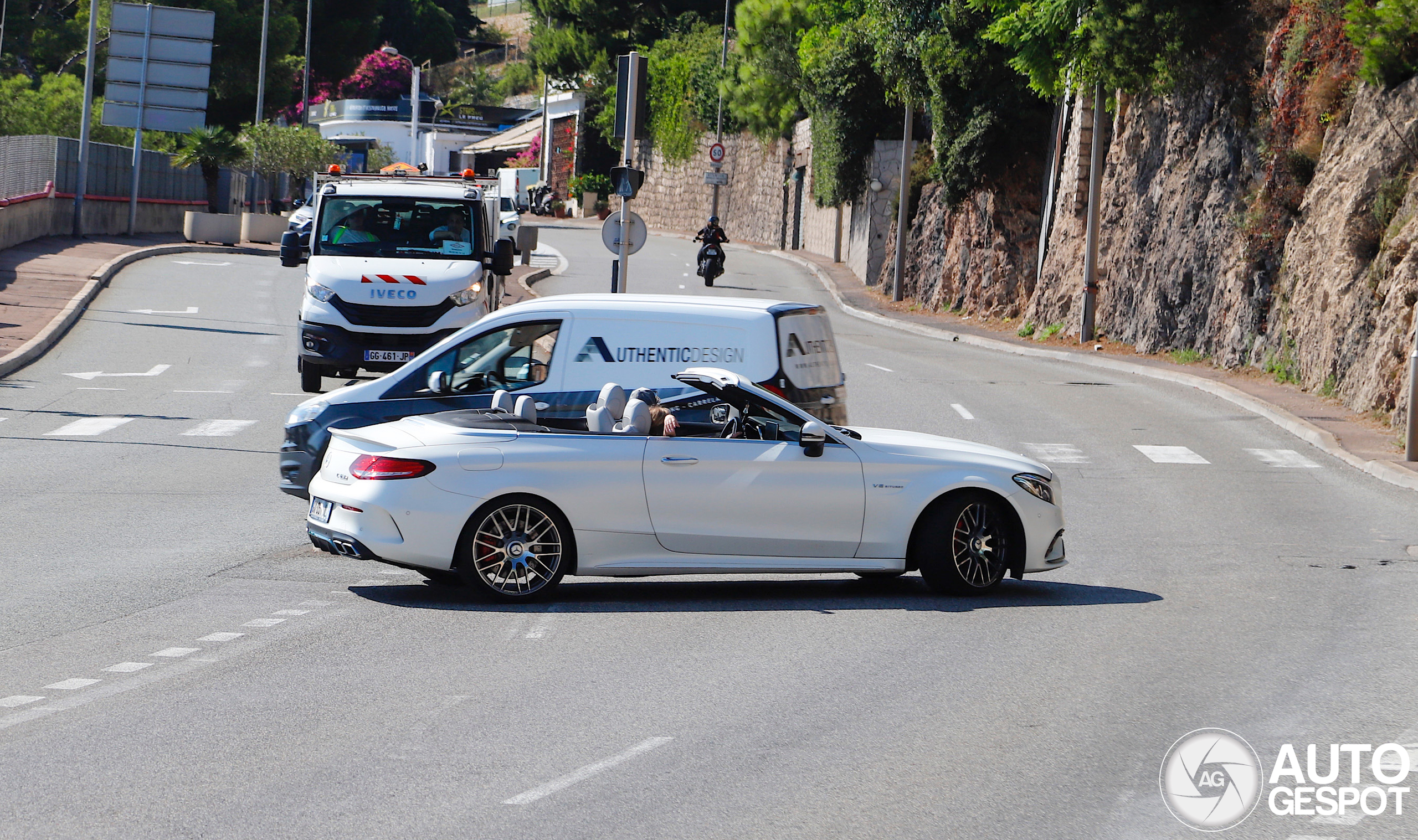 Mercedes-AMG C 63 S Convertible A205 Ocean Blue Edition