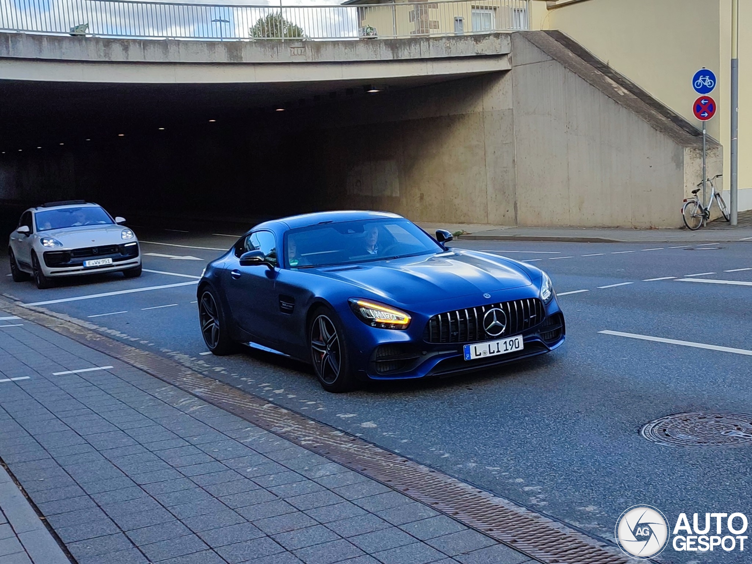 Mercedes-AMG GT C C190 2019