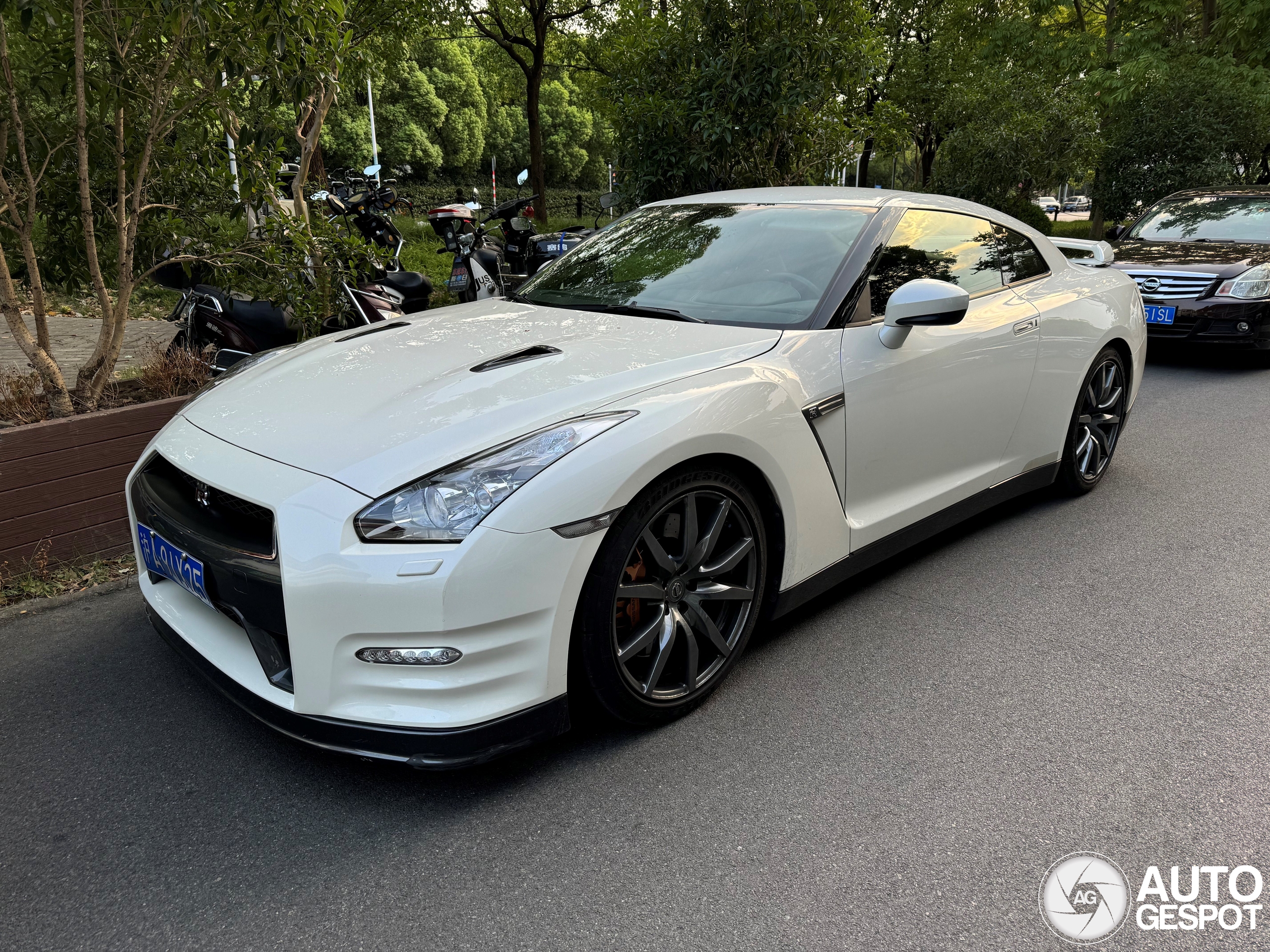 Nissan GT-R 2011