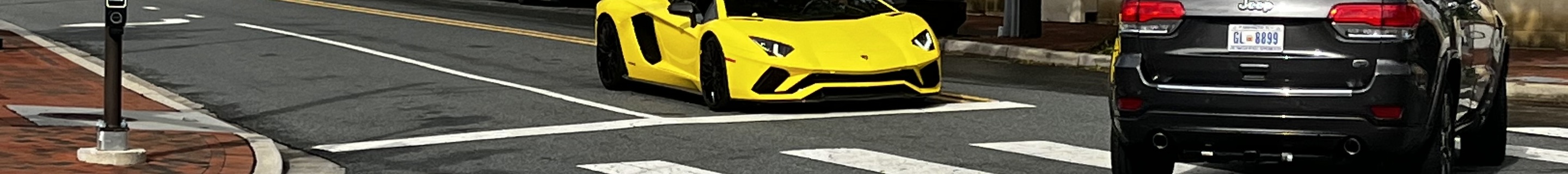 Lamborghini Aventador S LP740-4