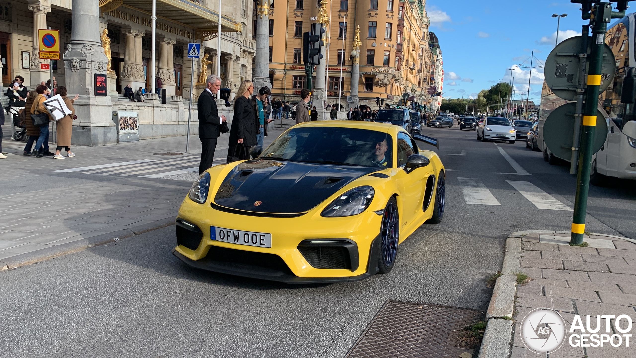 Porsche 718 Cayman GT4 RS Weissach Package