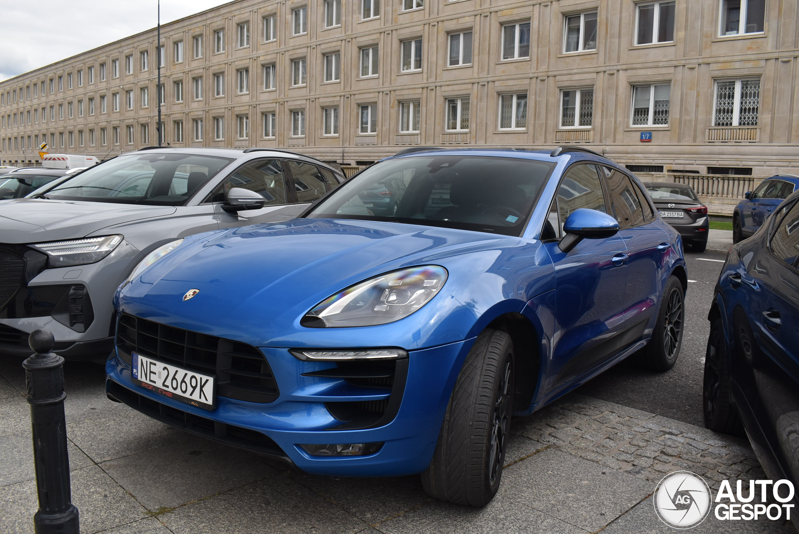 Porsche 95B Macan GTS