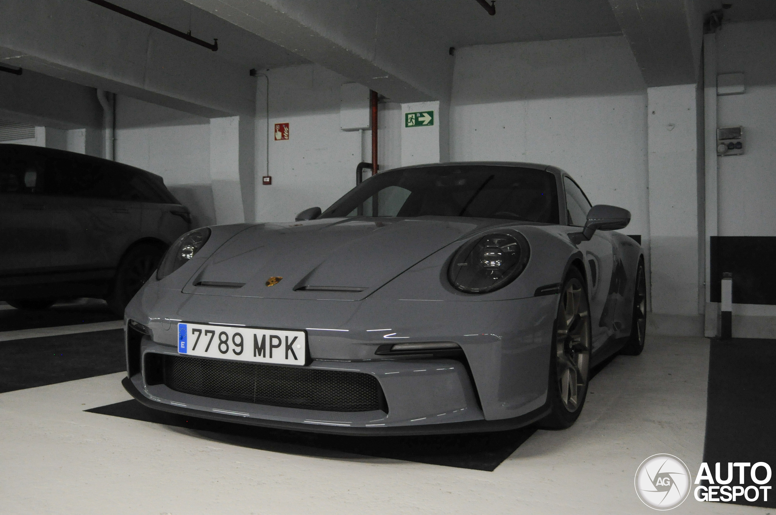 Porsche 992 GT3 Touring