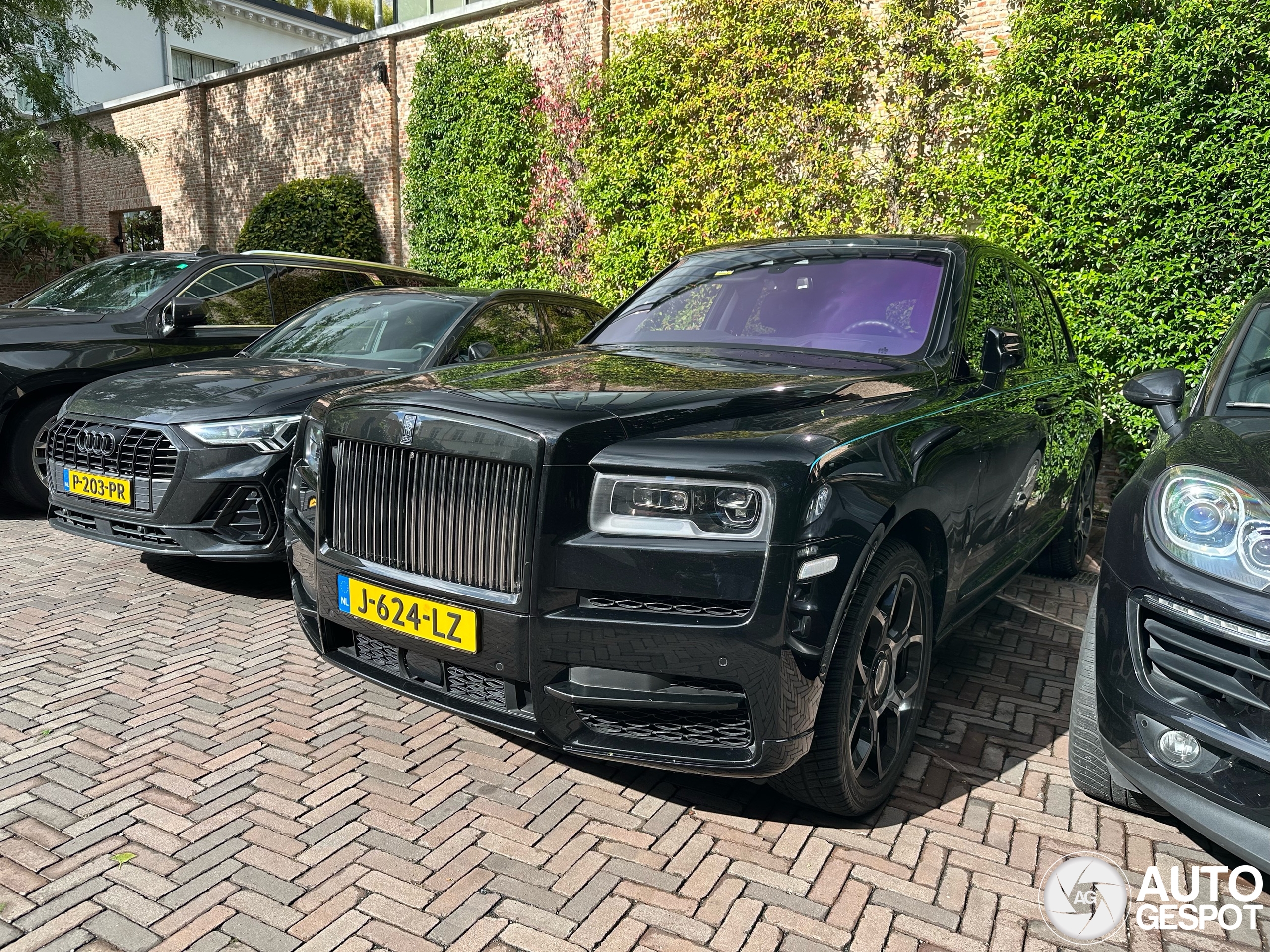 Rolls-Royce Cullinan Black Badge