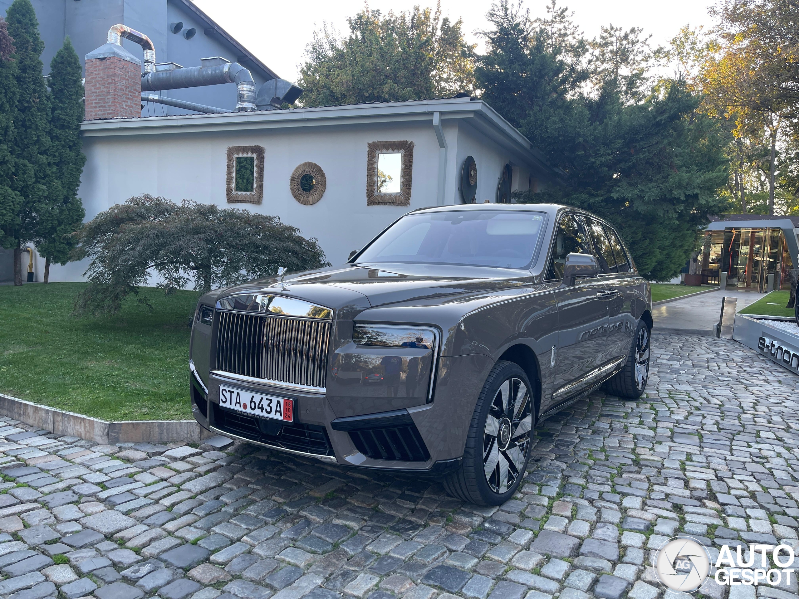 Rolls-Royce Cullinan Series II