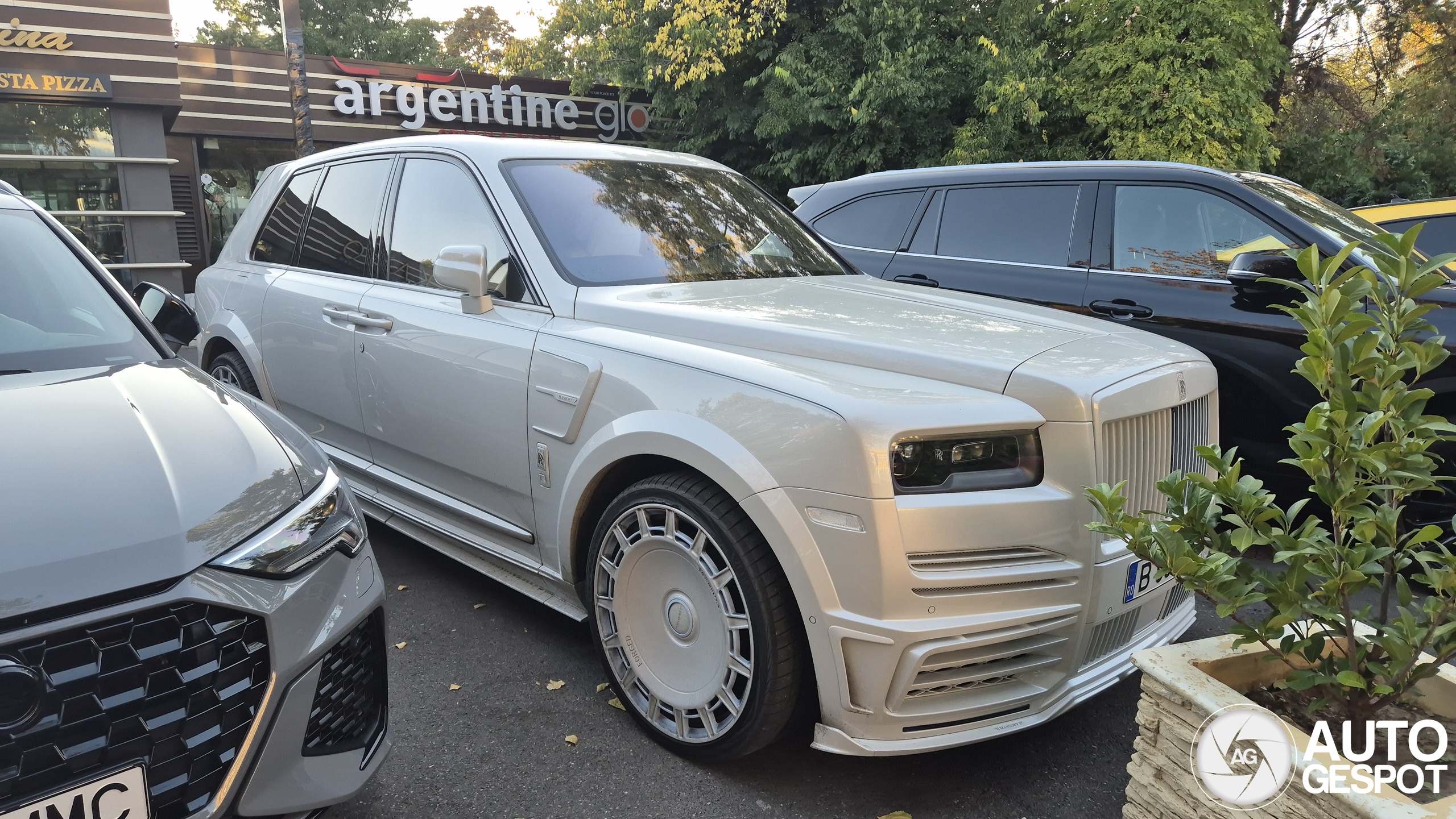 Rolls-Royce Mansory Cullinan Wide Body