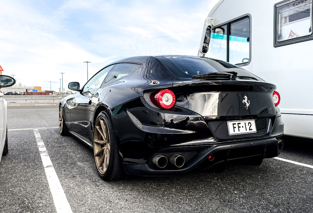 Ferrari FF