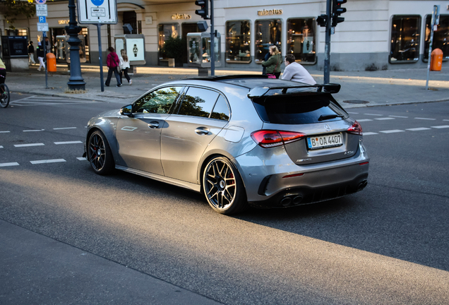 Mercedes-AMG A 45 S W177